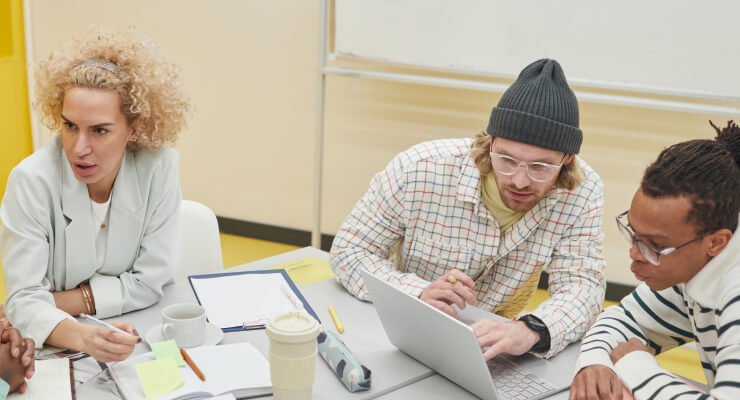 Typing tutorials for kids and beginners